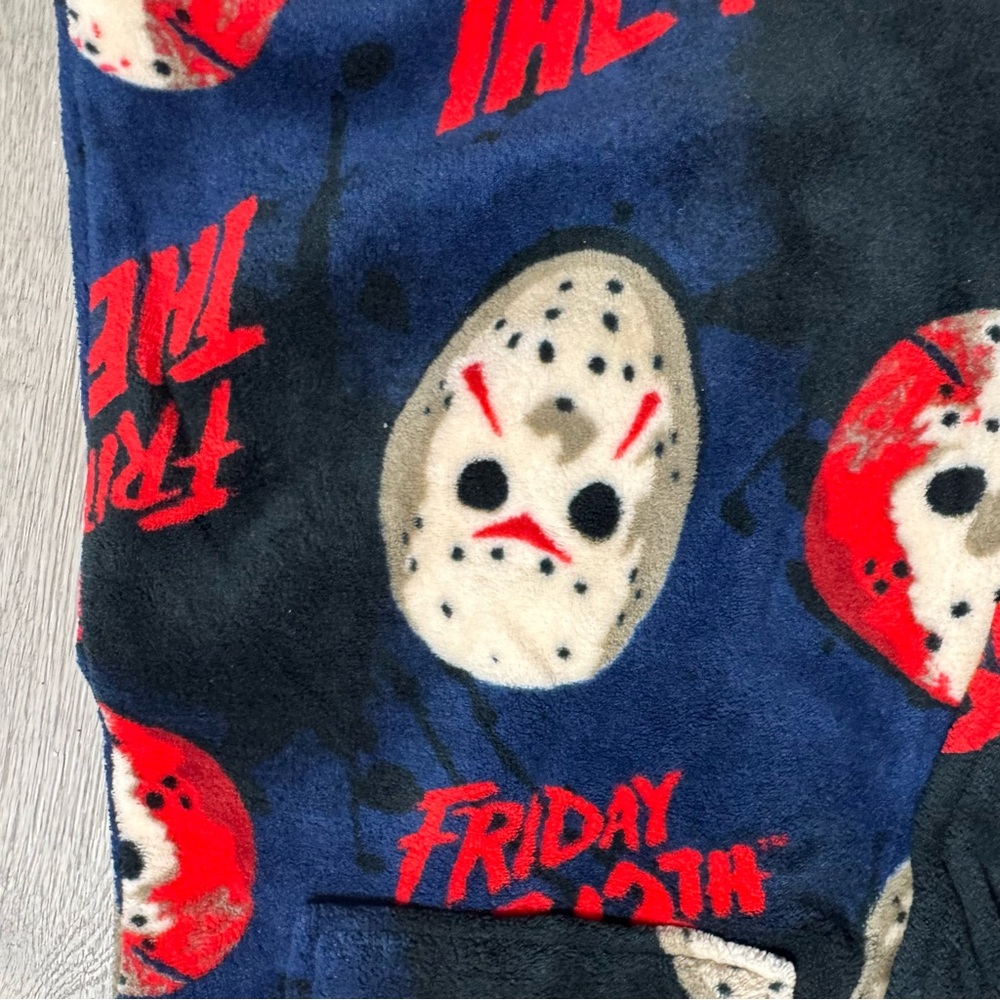 Friday the 13th Plush Hooded Bathrobe with pockets | Size One Size Fits Most - Picture 4 of 7